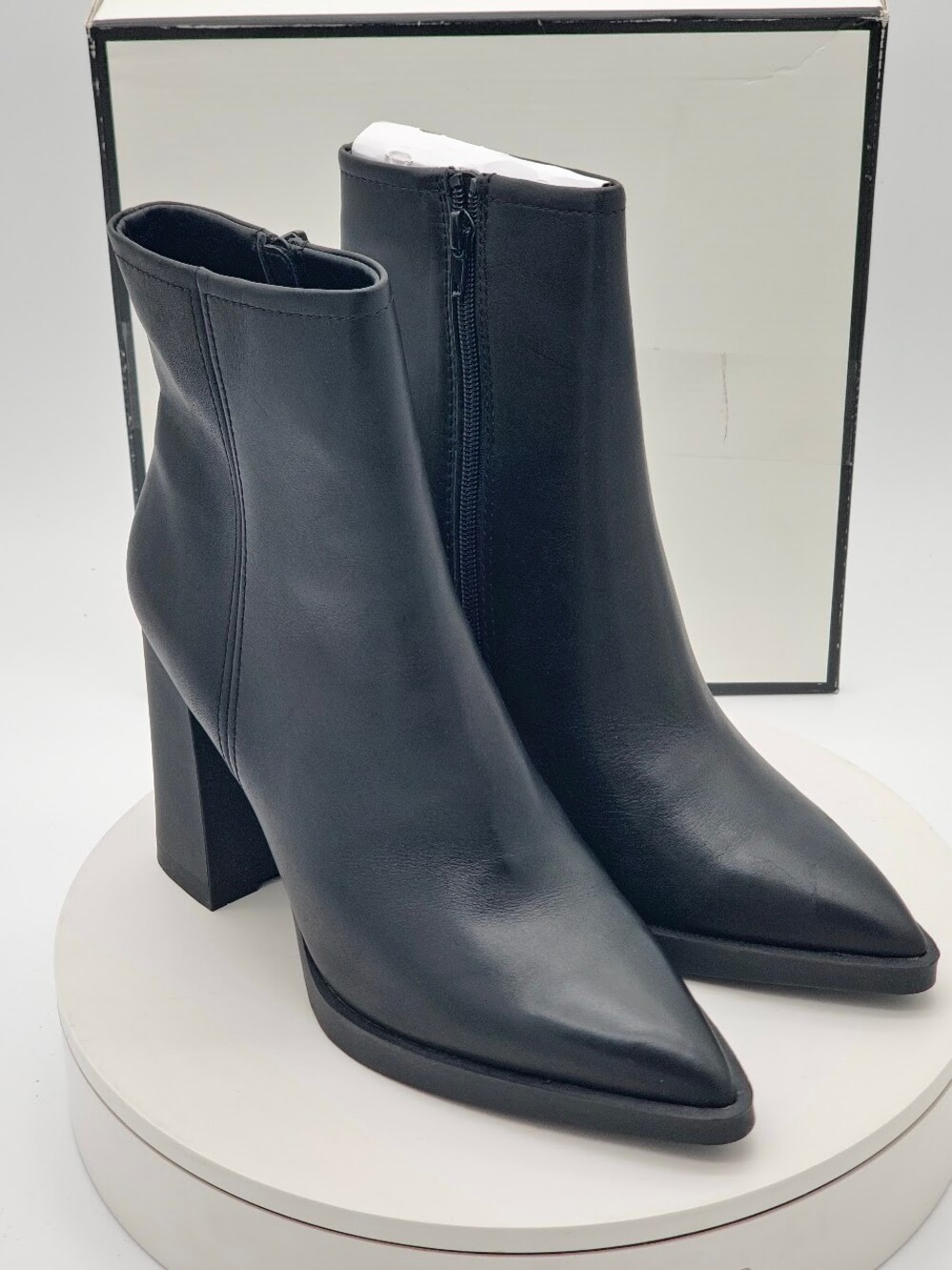 Steve Madden Harden Black Leather Pointed Toe Ankle Boots Women’s Size 9.5 NEW